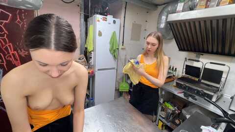 Media: dirtypub Stripchat 2023-10-22 11:48:00
