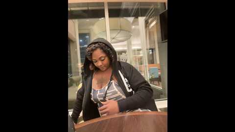 Media: halorodeolover2 Stripchat 2023-10-22 07:09:00