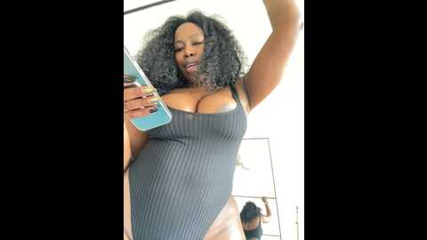 Media: julianne_ Stripchat 2023-10-22 19:51:00