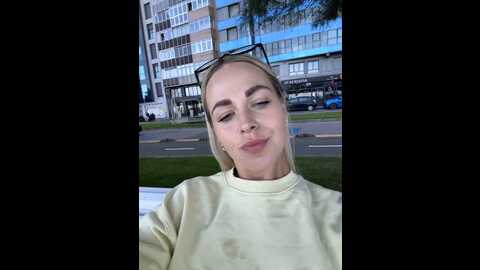 Media: streetdoll Stripchat 2023-10-22 14:39:00