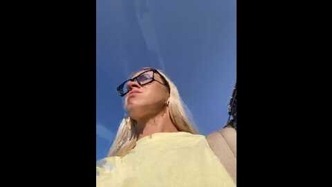 Media: streetdoll Stripchat 2023-10-22 15:01:00