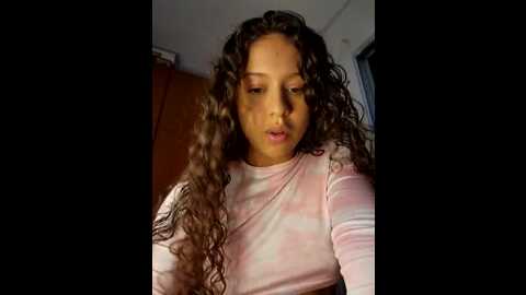 Media: shara_dreams Stripchat 2023-10-23 02:51:00