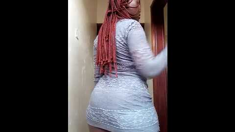 Media: holygrail001 Stripchat 2023-10-24 15:03:00