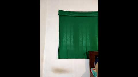 Media: nilmini_sheron Stripchat 2023-10-24 09:06:00