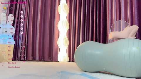 Media: qingqing521 Stripchat 2023-10-24 11:46:00