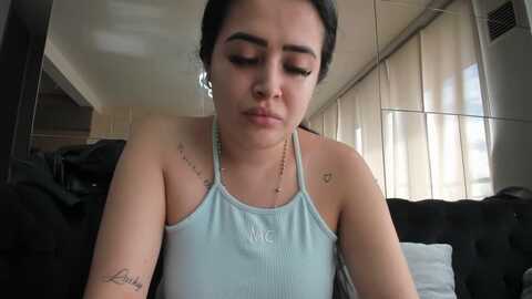 Media: sara_fun Stripchat 2023-10-24 13:39:00