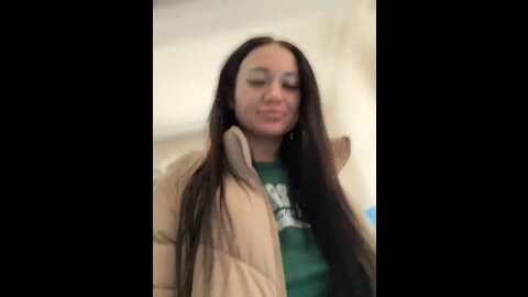 Media: selena_passion Stripchat 2023-10-24 04:18:00