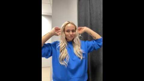 Media: bondgirl_013 Stripchat 2023-10-25 16:47:00