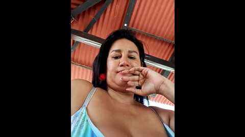 Media: keilymadam Stripchat 2023-10-25 15:21:00