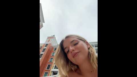 Media: legally_blonde Stripchat 2023-10-25 07:23:00