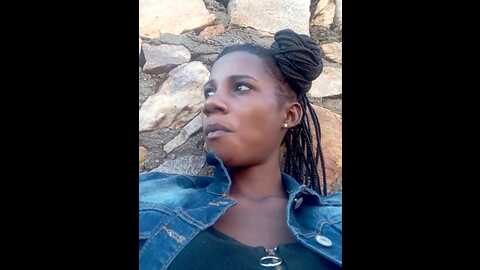 Media: littlemisses3 Stripchat 2023-10-25 14:13:00