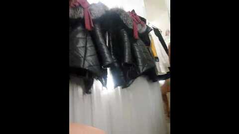 Media: milanariskygirl Stripchat 2023-10-25 04:51:00