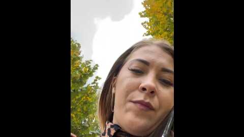 Media: risky_girl23 Stripchat 2023-10-25 12:00:00