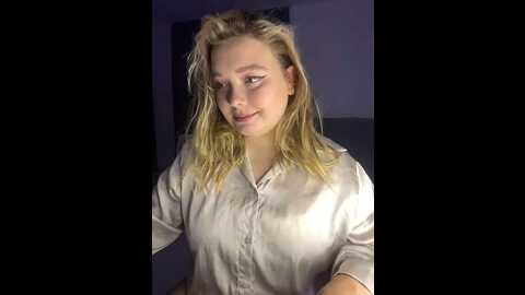 Media: sofiaadams Stripchat 2023-10-25 16:24:00
