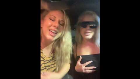 Media: southern_belle_19 Stripchat 2023-10-25 03:28:00