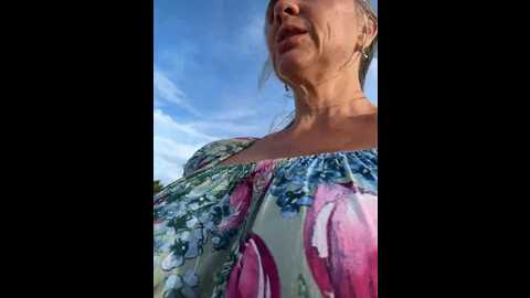 Media: alimela Stripchat 2023-10-26 15:36:00