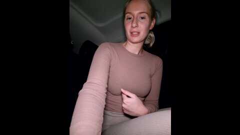 Media: cutieemy Stripchat 2023-10-26 18:54:00