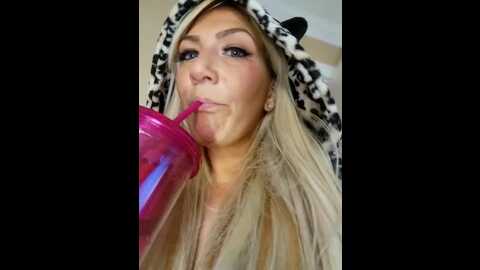 Media: littlemisseeve Stripchat 2023-10-26 05:40:00