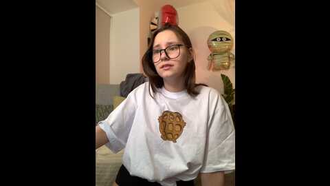 Media: radiants_two Stripchat 2023-10-26 18:06:00