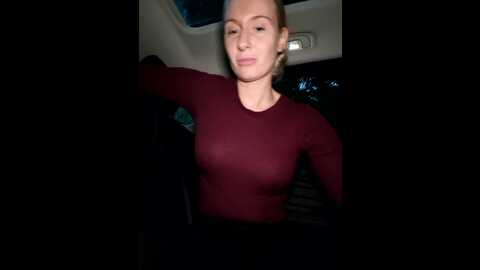 Media: cutieemy Stripchat 2023-10-27 16:24:00