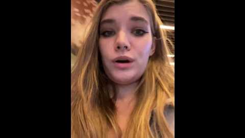 Media: holy_tereza Stripchat 2023-10-27 17:33:00