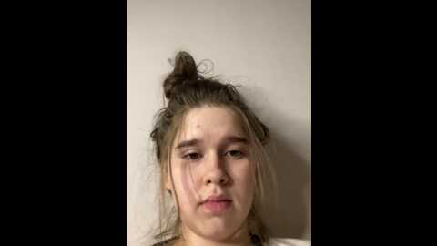 Media: hornygirlh Stripchat 2023-10-27 14:21:00