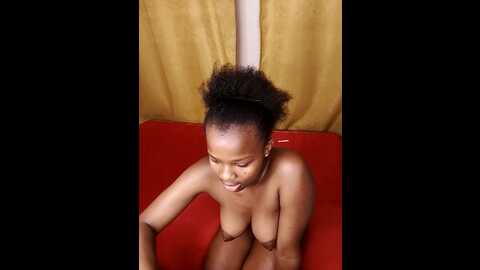 Media: isabella_ Stripchat 2023-10-27 11:56:00