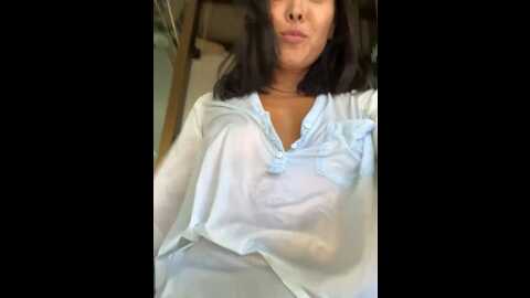 Media: izanami_xxx Stripchat 2023-10-27 09:12:00