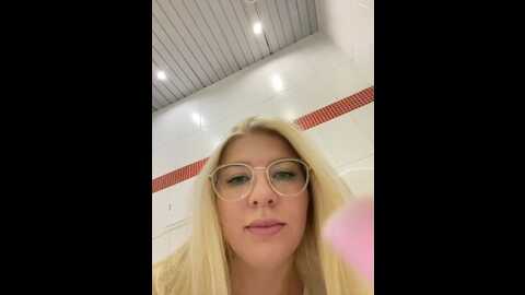 Media: newlale Stripchat 2023-10-27 06:53:00