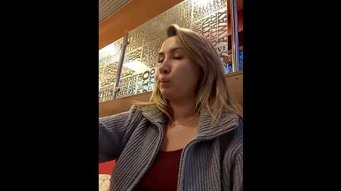 shine_angel @ stripchat on 20231027