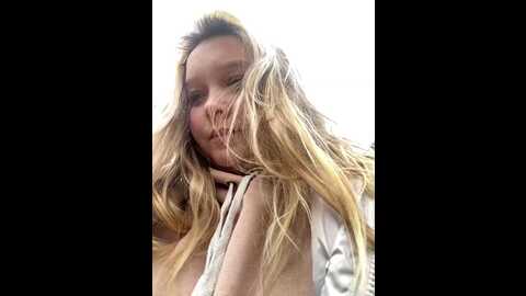 Media: sofiaadams Stripchat 2023-10-27 13:20:00