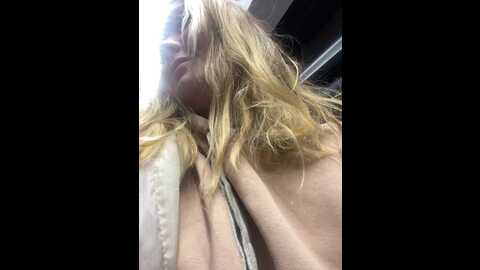 Media: sofiaadams Stripchat 2023-10-27 16:40:00