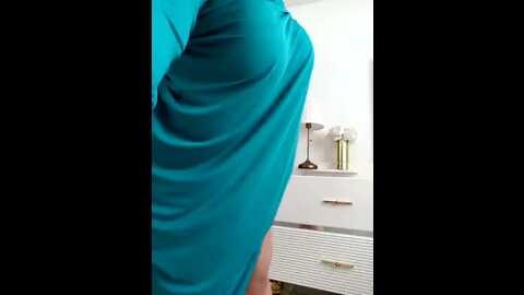 Media: amalarabic Stripchat 2023-10-28 10:02:00