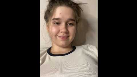 Media: hornygirlh Stripchat 2023-10-28 13:05:00