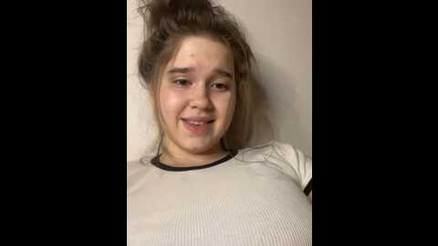Media: hornygirlh Stripchat 2023-10-28 14:46:00
