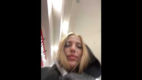 Media: pinkstar_ Stripchat 2023-10-28 09:07:00
