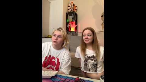 Media: radiants_two Stripchat 2023-10-28 00:02:00