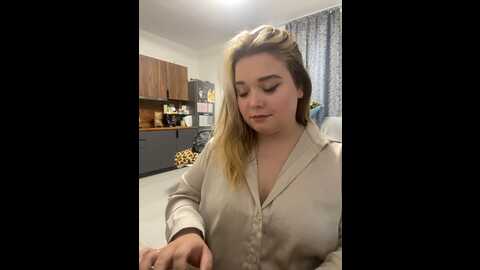 Media: sofiaadams Stripchat 2023-10-28 06:20:00