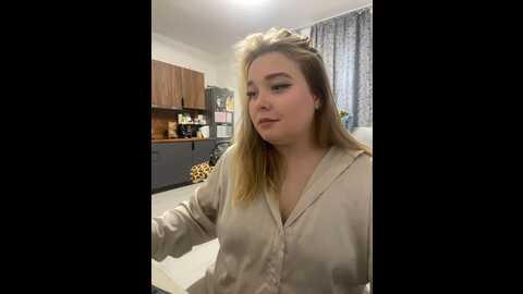 Media: sofiaadams Stripchat 2023-10-28 06:28:00