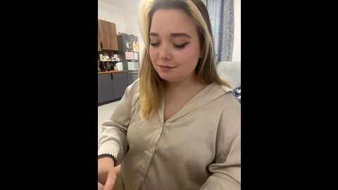 Media: sofiaadams Stripchat 2023-10-28 07:24:00