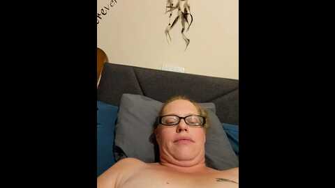 toybox13 @ stripchat on 20231028