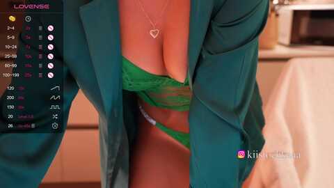 Media: vassiilisa Stripchat 2023-10-28 18:22:00