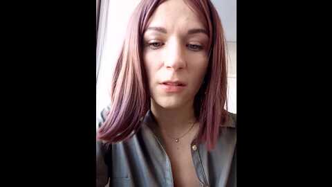 Media: brilliant_queen1 Stripchat 2023-10-29 01:28:00