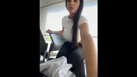 Media: carolina_novoa Stripchat 2023-10-29 15:52:00