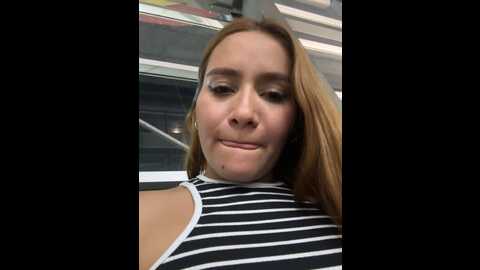 girl_squirt07 @ stripchat on 20231029