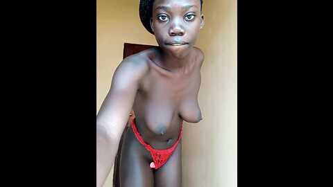 Media: holygrail001 Stripchat 2023-10-29 07:25:00