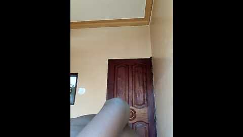 Media: holygrail001 Stripchat 2023-10-29 11:02:00