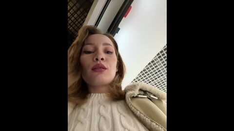 Media: lavenderhot Stripchat 2023-10-29 08:20:00