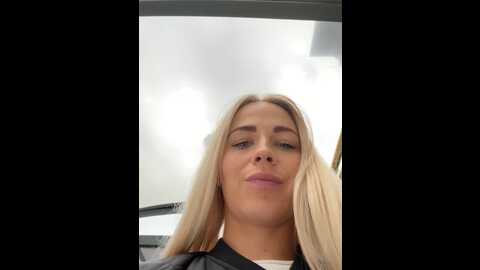 Media: streetdoll Stripchat 2023-10-29 15:10:00