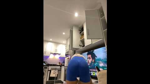 Media: streetdoll Stripchat 2023-10-29 19:05:00
